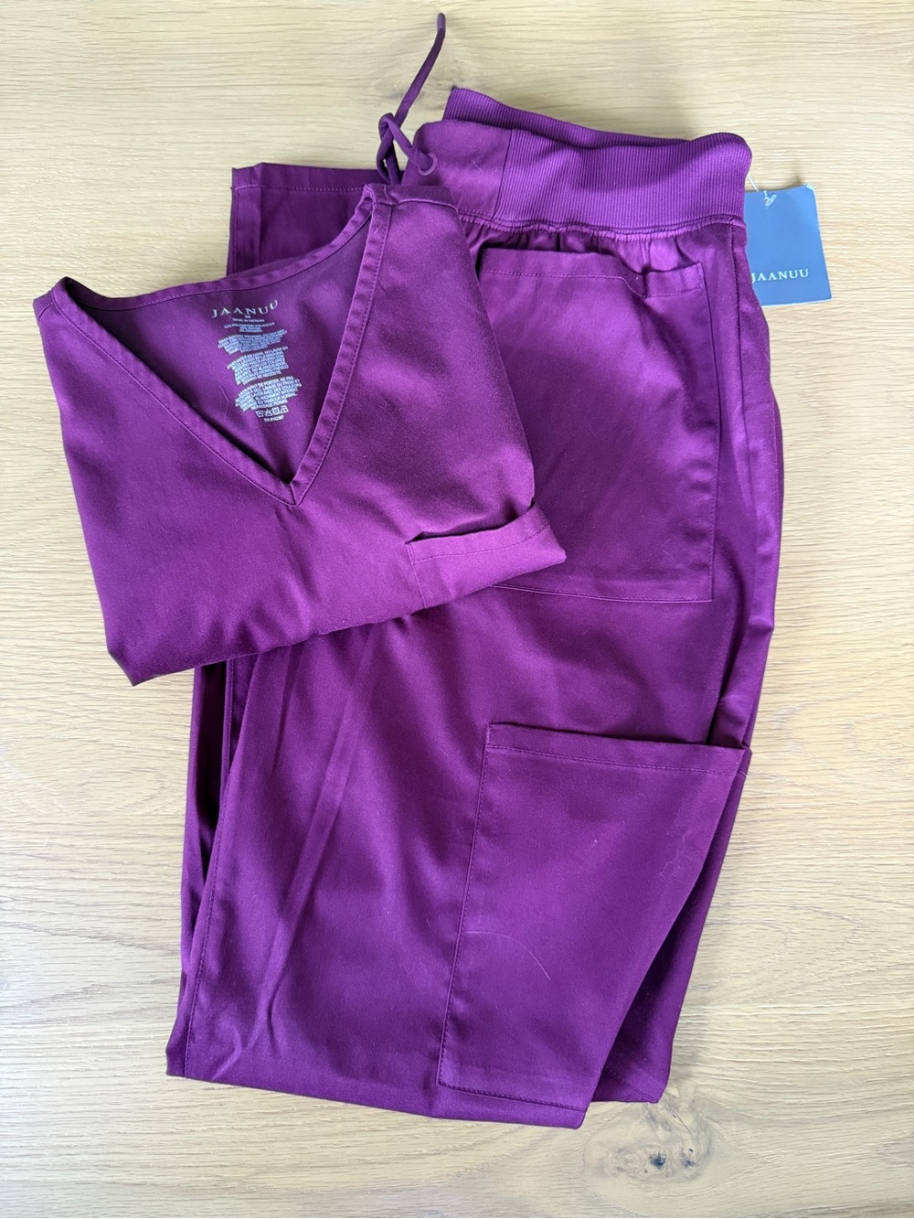 JAANUU Wine Scrub Set - M
